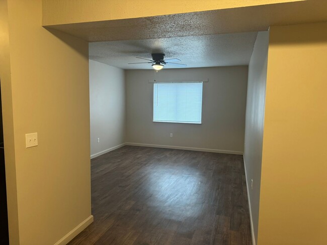 Interior Photo - Pine Tree Apartments