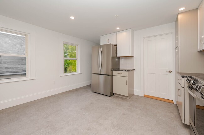 Plenty of room for kitchen table - 361 Miller Ave