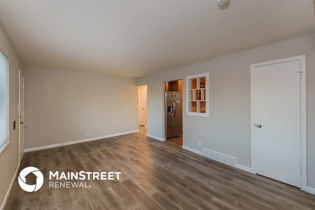 Foto del edificio - 11367 Larson Ln