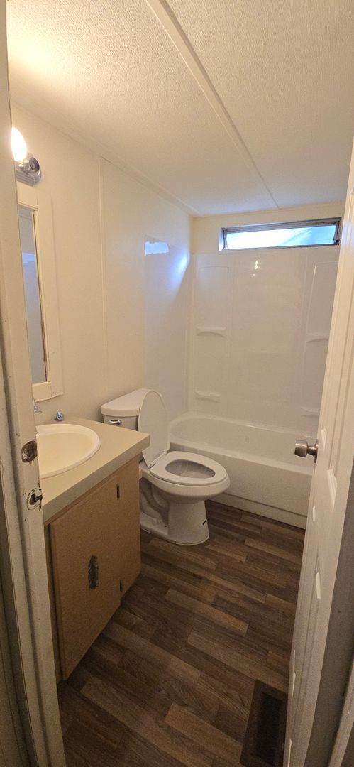 Foto del edificio - Model: Crown