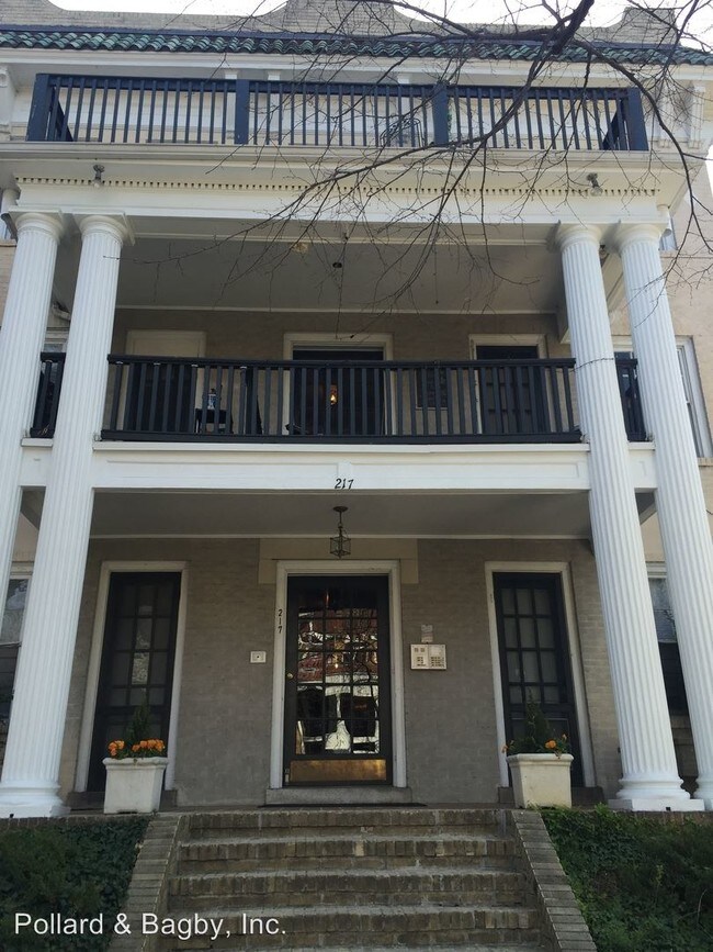 Building Photo - 217 S Arthur Ashe Blvd