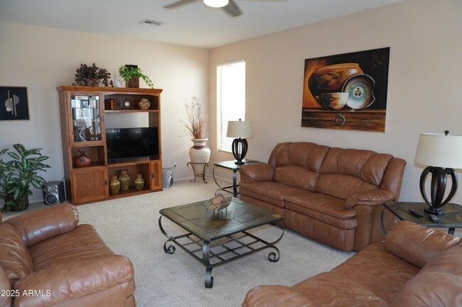 Building Photo - 1821 W Glenhaven Dr