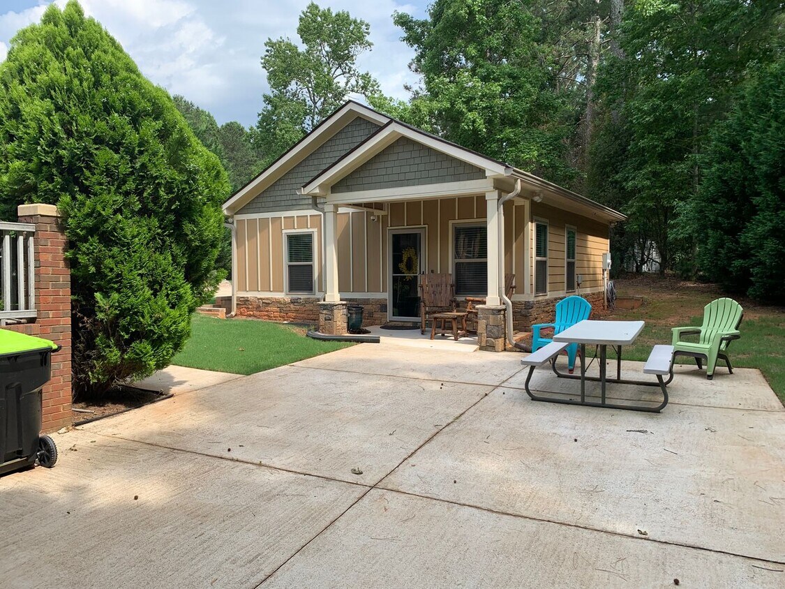 170 Roxboro Ct 6.2 Miles to Trilith Stud... House Rental in