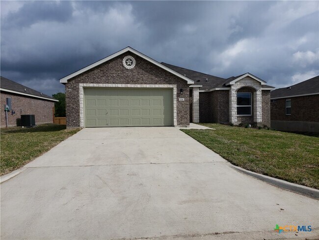 Building Photo - 704 Liberty Valley Dr