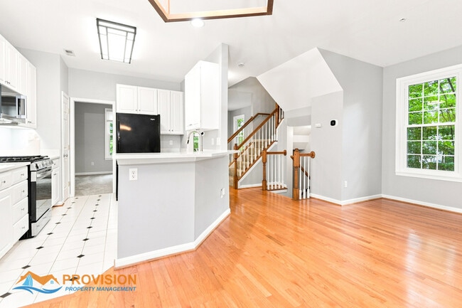 Foto del edificio - 217 Wintergull Ln