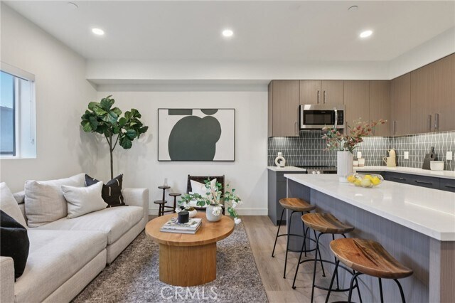 Foto del edificio - 5717 Carlton Way