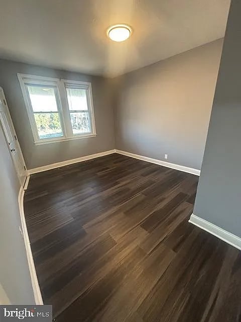 Foto del edificio - 1300 N Kenwood Ave