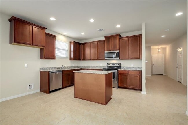 Building Photo - 217 Michaelis Dr