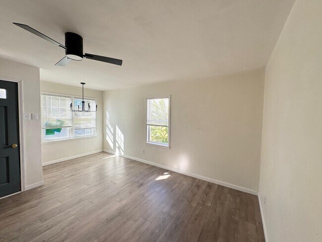 Foto del edificio - 1218 Ridge Ave