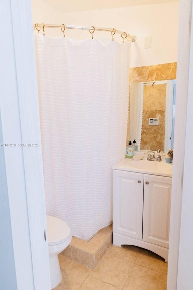 Foto del edificio - 2221 SW 26th Ln