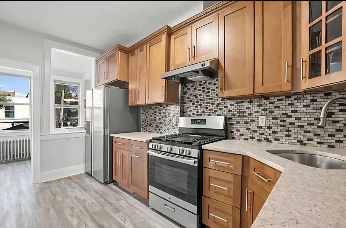 Foto principal - 35-11 92nd St