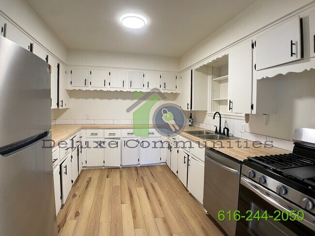 Foto del edificio - 4366 Prairie St SW
