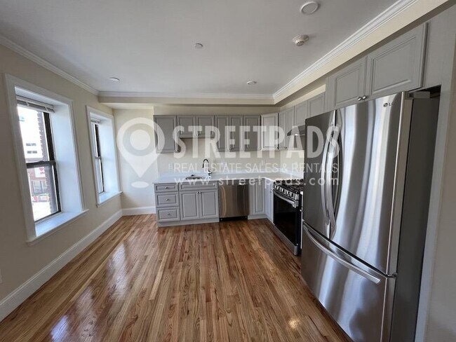 Building Photo - 4 bedroom in Boston MA 02134