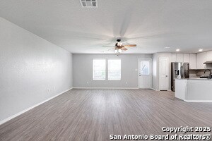 Foto del edificio - 6448 Cotton Ridge