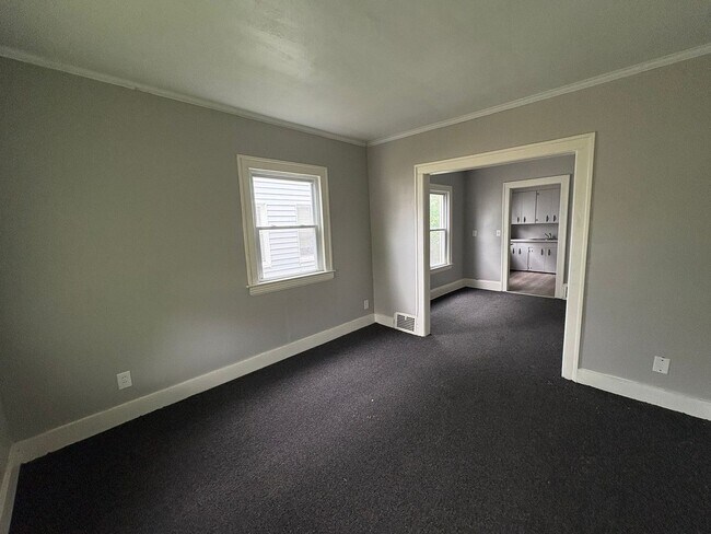 Foto del edificio - 16524 Kipling Ave