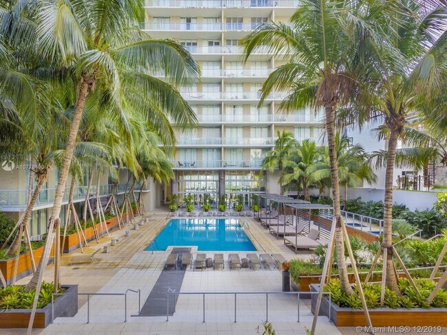 Foto del edificio - 3470 E Coast Ave