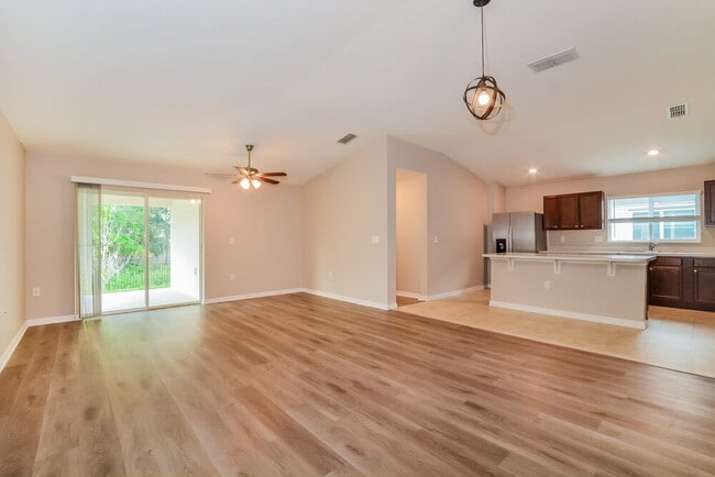 Building Photo - 2284 Twin Flower Ln