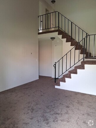 Building Photo - 752 N Corvette Dr