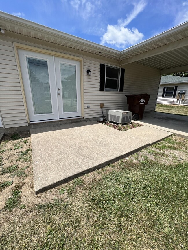 Building Photo - 1107 N Indiana St