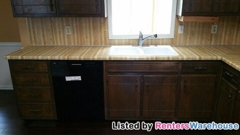 Building Photo - 2223 Chaparral Dr