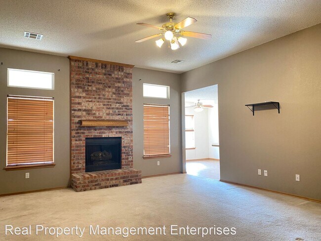 Foto del edificio - 4 br, 2 bath House - 516 NW 174th St