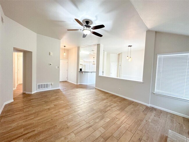 Foto del edificio - 1612 Southwestern Blvd