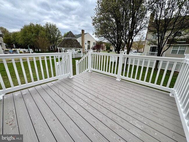 Building Photo - 214 Beckington Ct