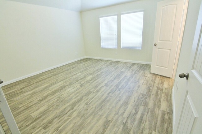 Building Photo - 1007 Briza Del Mar Ct