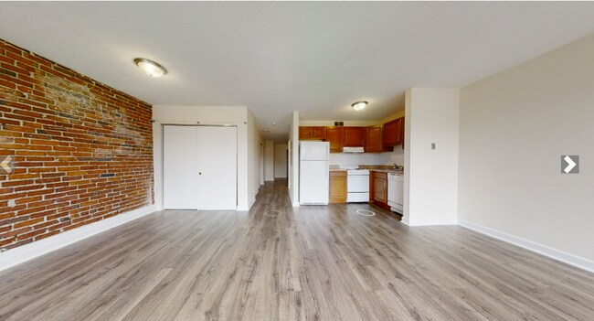 Building Photo - 1088 Boylston St