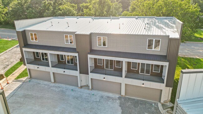 Foto del edificio - 1467 W Hendon St