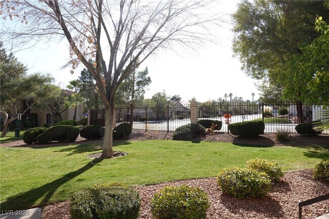 Foto del edificio - 7885 W Flamingo Rd