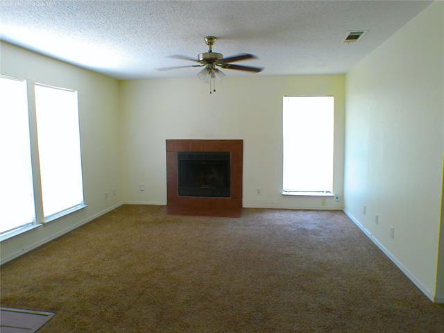 Foto del edificio - 8109 Foxfire Ln