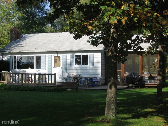 Building Photo - 147 Sea Lion Dr