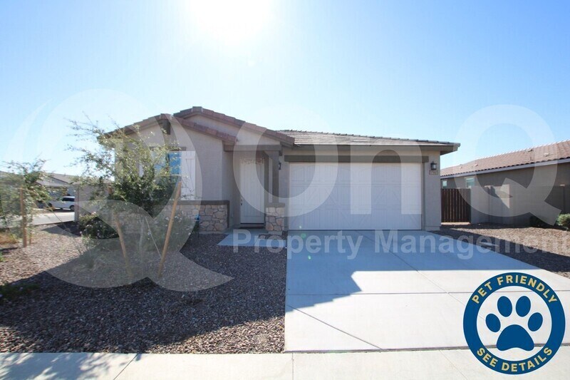Foto principal - 17967 W Pierson St