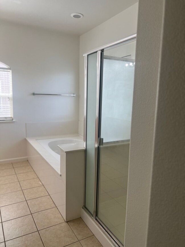 Building Photo - WELCOME HOME