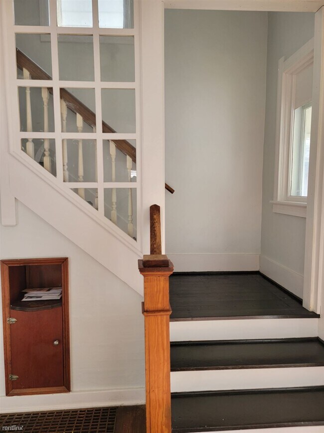 Building Photo - 3 br, 1.5 bath House - 333 Valleywood Dr