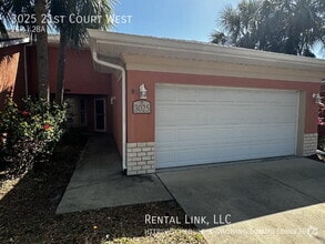 Building Photo - 3025 21 Ct W