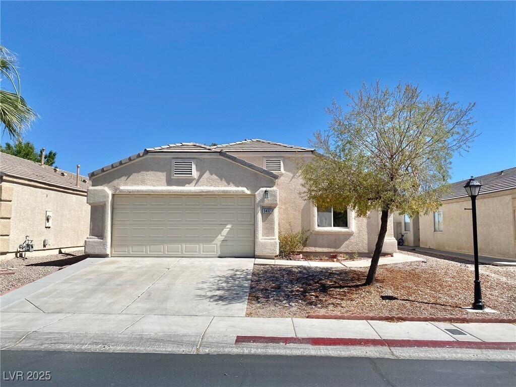 Foto principal - 5432 Eagle Claw Ave