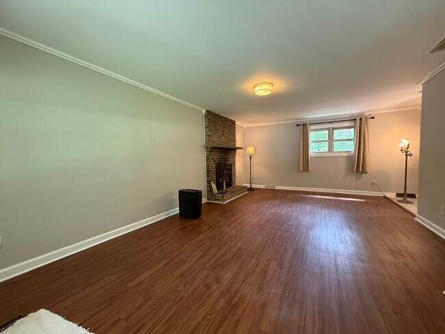 Foto del edificio - 29781 Oak Rd