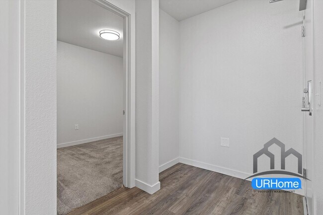 Interior Photo - Hollywood 12