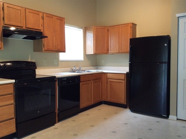 Foto del edificio - 1903 E Maple Park Dr