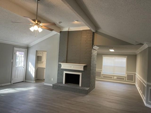 Building Photo - 16315 La Gloria Dr