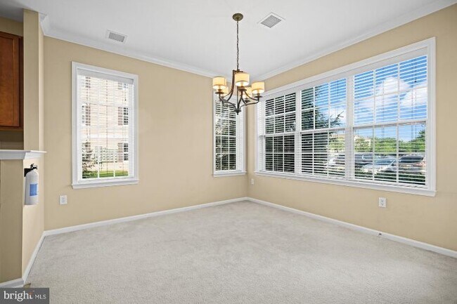 Building Photo - 217 Timberlake Dr