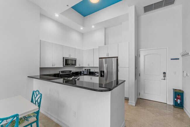 Foto del edificio - 701 S Olive Ave