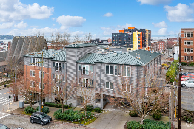 Foto del edificio - Barclay Court