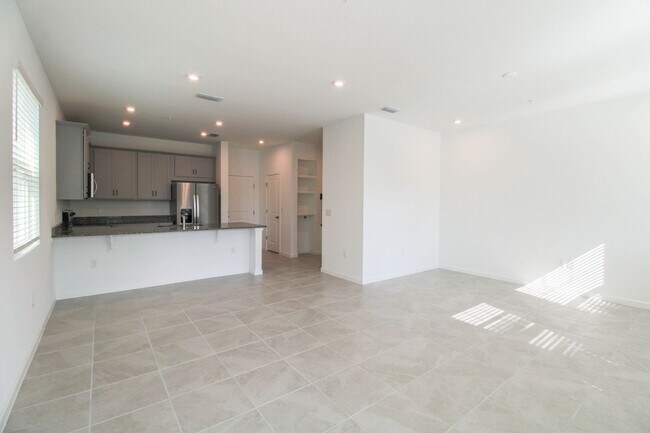 Foto del edificio - 3251 Gardenia Reserve St