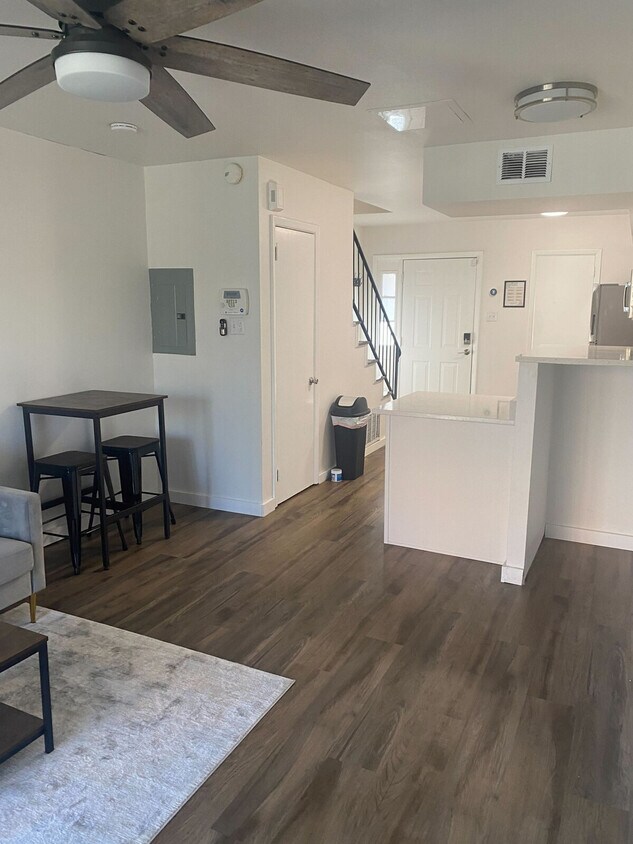 Foto principal - 798 S Cedar St