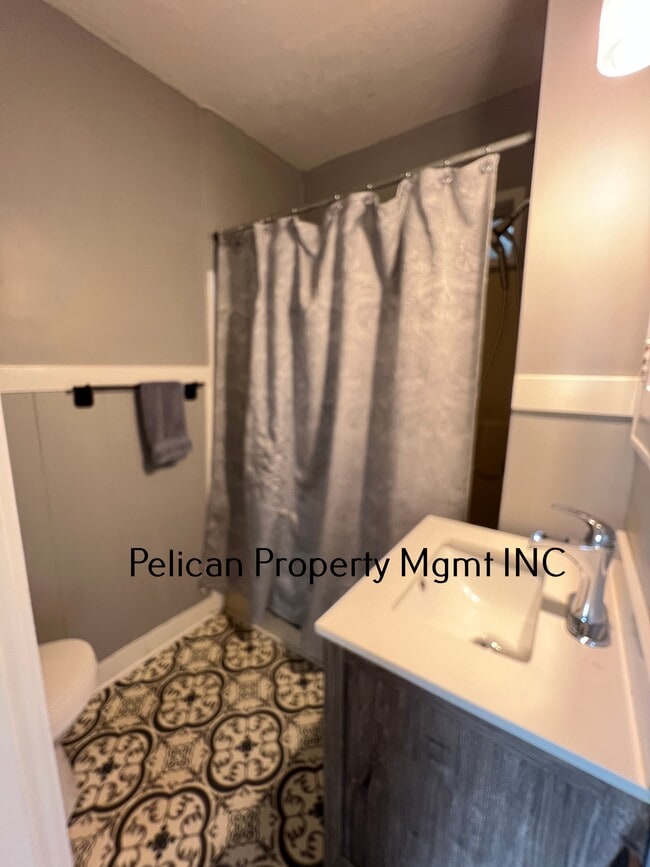 Foto del edificio - 327 Jefferson St