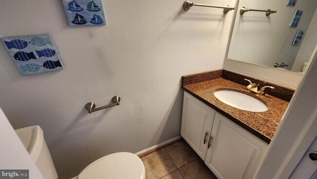 Building Photo - 5740 Evergreen Knoll Ct