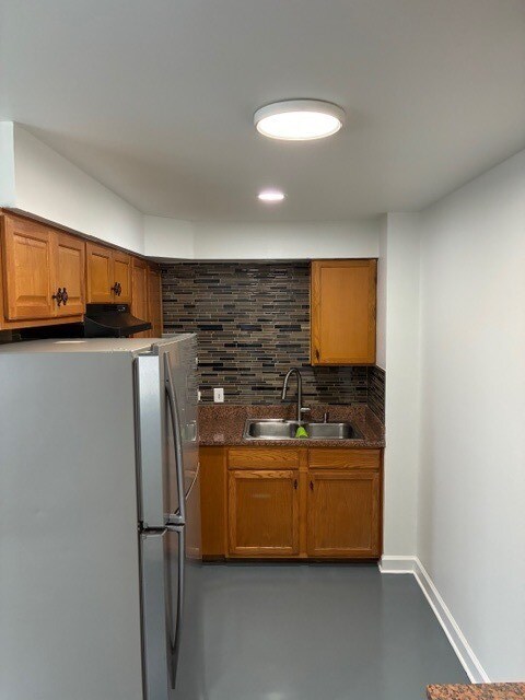 Foto del edificio - 3029 Bright St